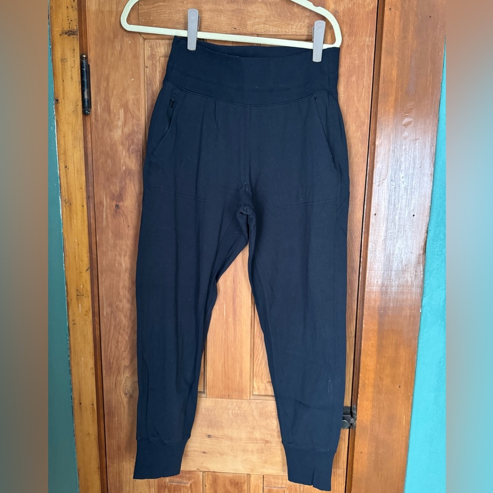 Athleta Women’s Black Jogger Pants